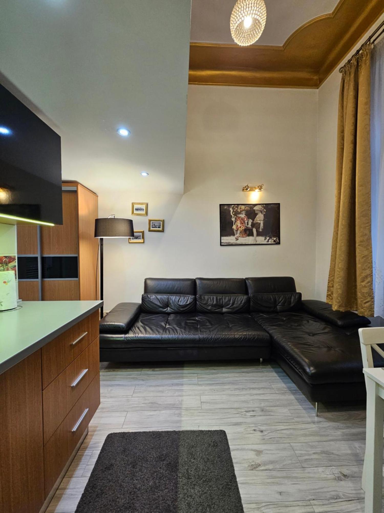 Walkway Apartment Deluxe Budapest Eksteriør bilde