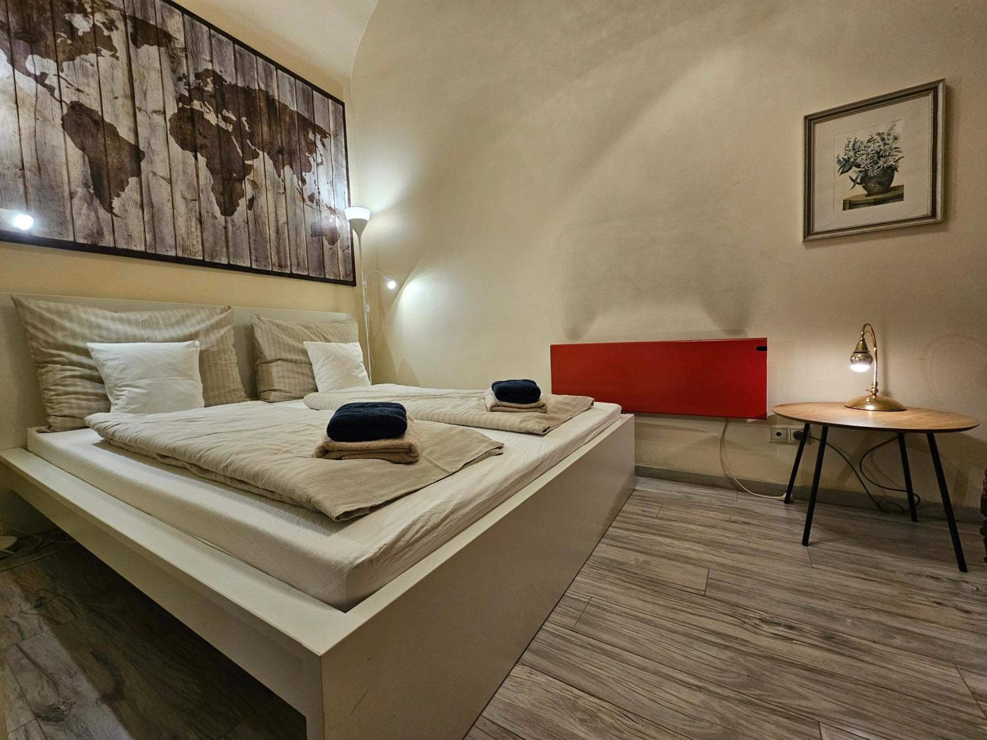 Walkway Apartment Deluxe Budapest Eksteriør bilde