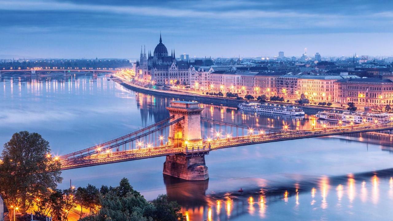 Walkway Apartment Deluxe Budapest Eksteriør bilde